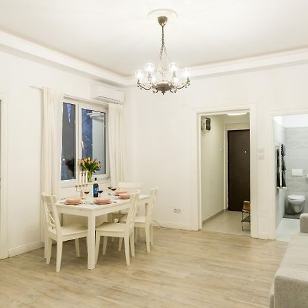 Apartamento White Nights Of Old Town Bucarest Exterior foto